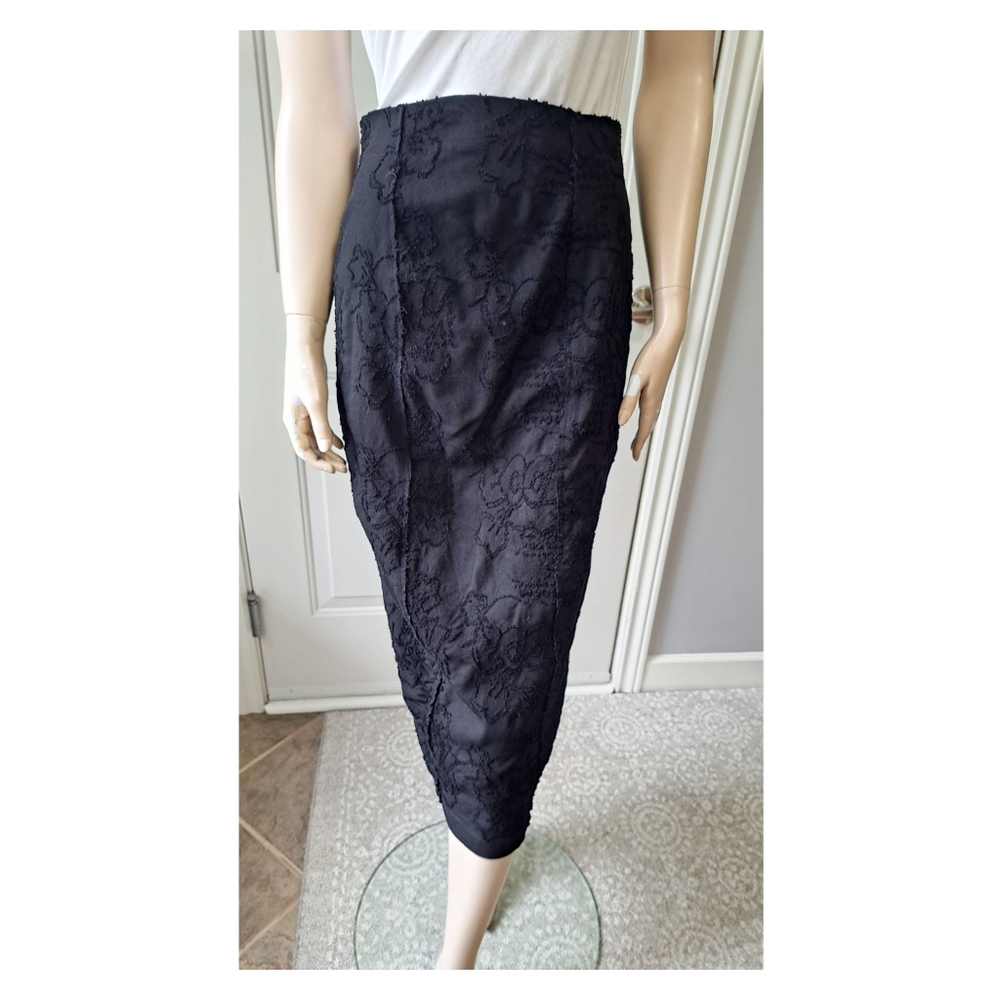Rundolz Black Skirt Size Small